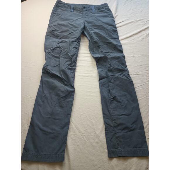 Patagonia Pants - Patagonia Blue Cargo Hiking Pants Womens size 2 Gorpcore